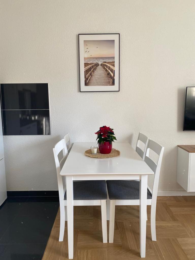 Studio Apartman Ana Zagabria Esterno foto