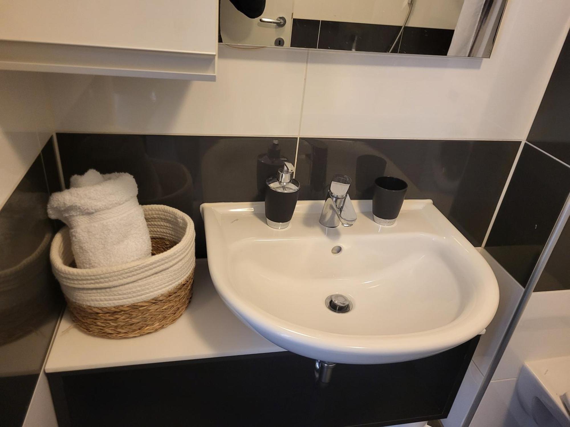 Studio Apartman Ana Zagabria Esterno foto